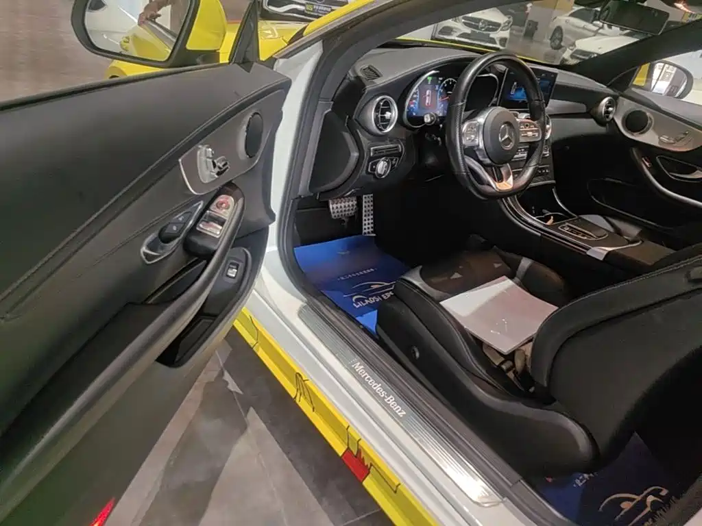 Mercedes-Benz C-Class (Import) — миниатюра 16