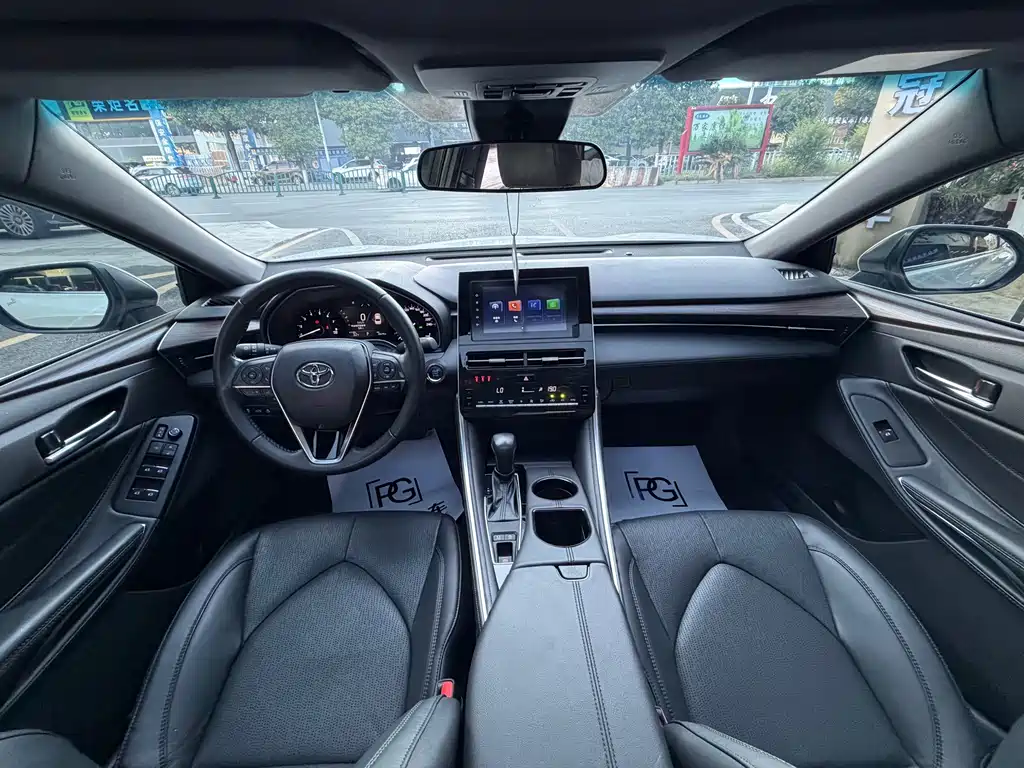 Toyota Avalon — миниатюра 5
