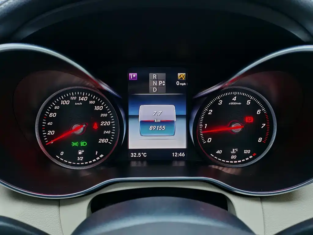Mercedes-Benz C-Class — миниатюра 12