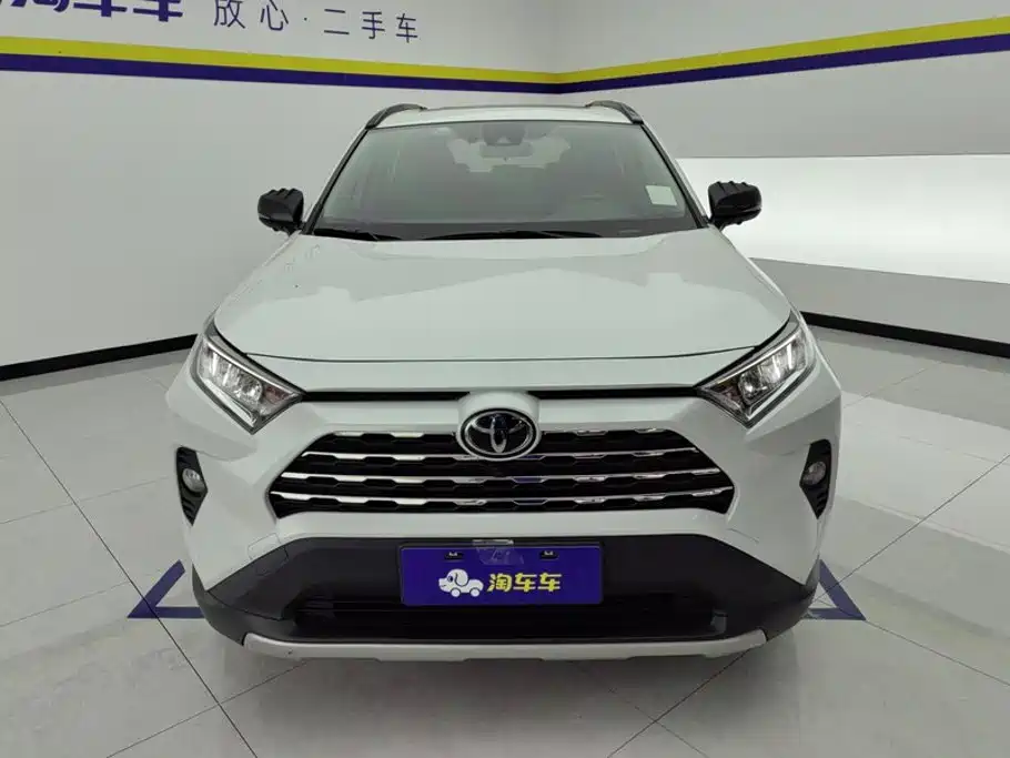 Toyota RAV4 — миниатюра 2