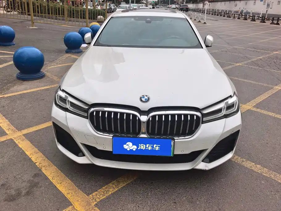 BMW 5 Series New Energy — миниатюра 2