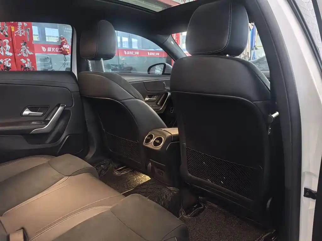 Mercedes-Benz A-Class — миниатюра 16