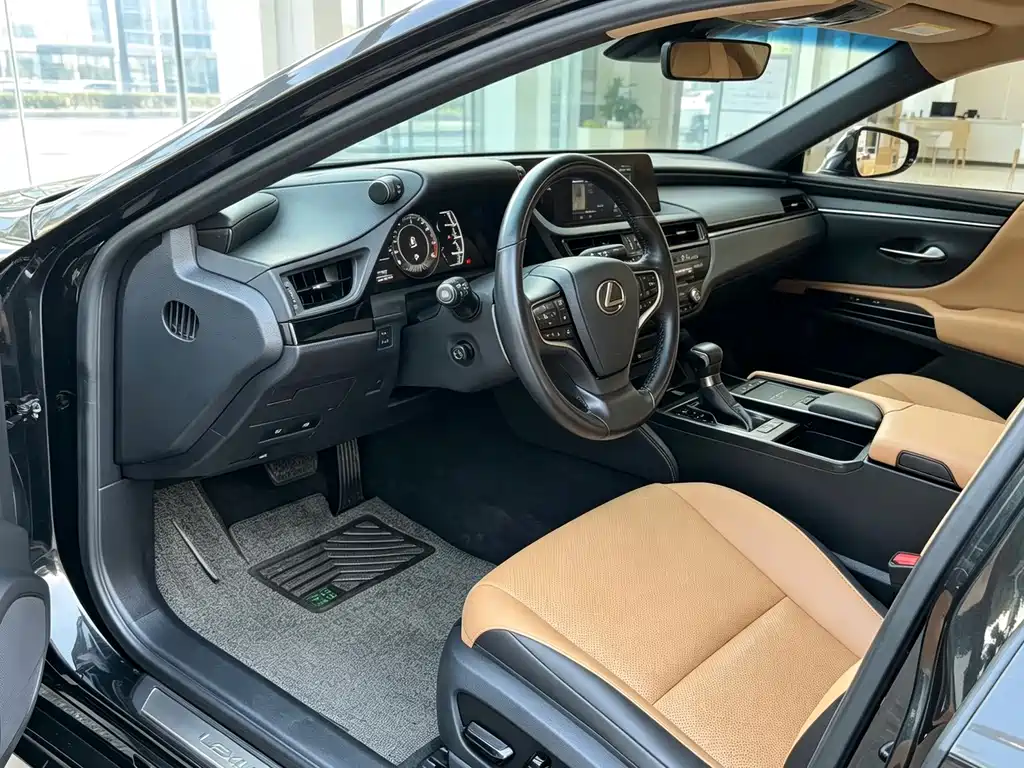 Lexus ES — миниатюра 4