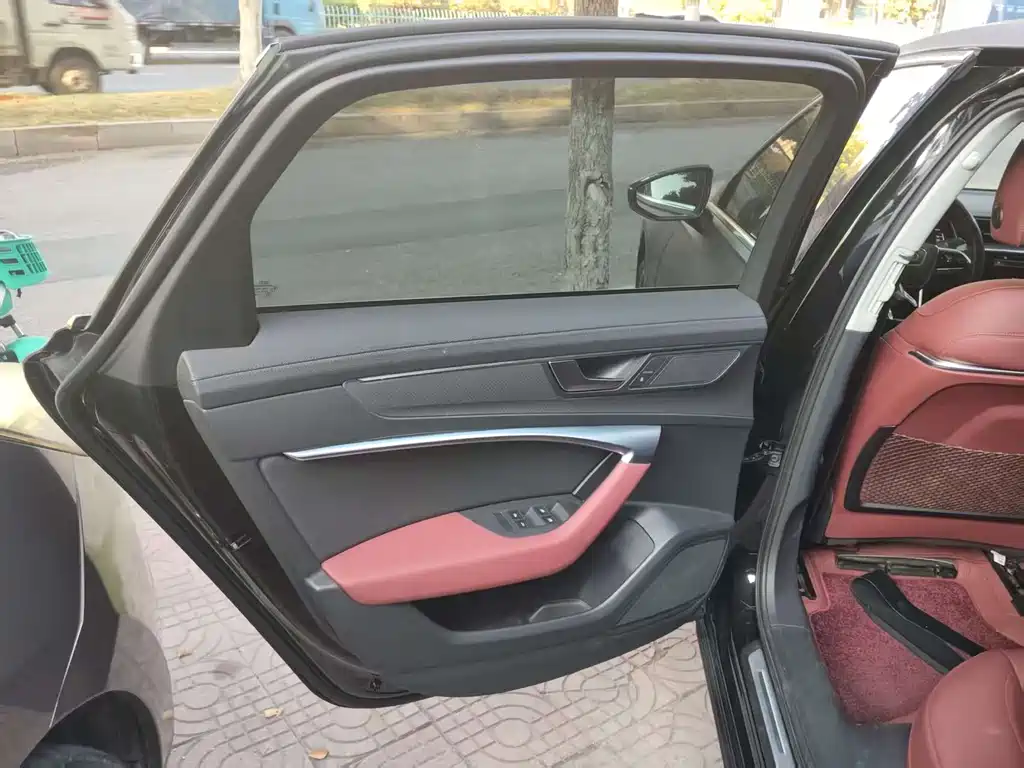 Audi A6L — миниатюра 8