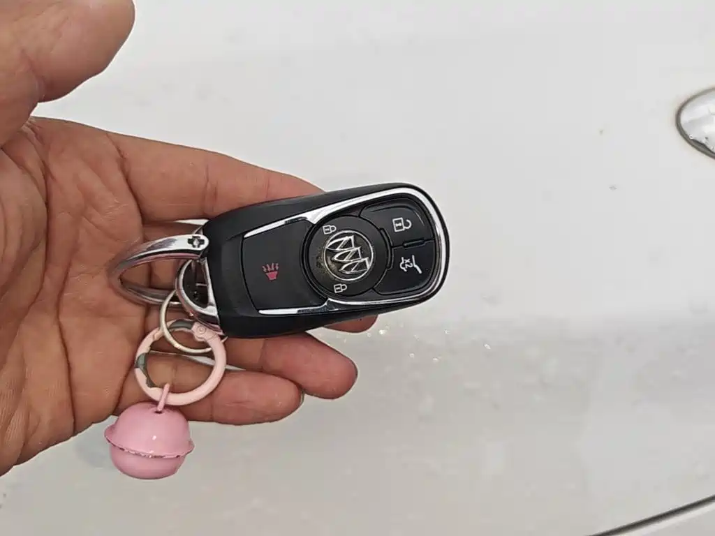 Buick Envision Plus — миниатюра 9