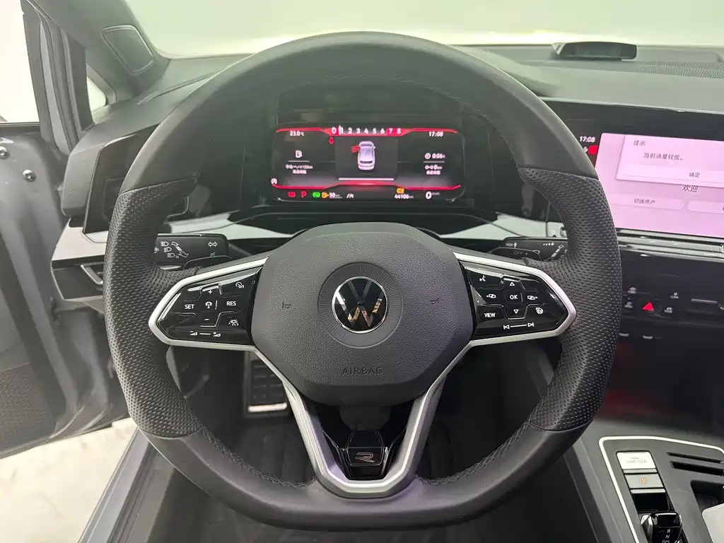 Volkswagen Golf — миниатюра 14