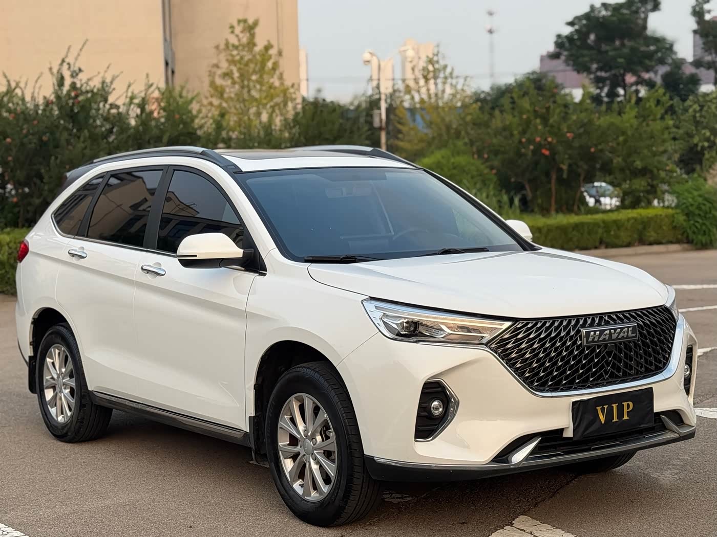 Haval Haval M6 1.5 л 2022 г. Белый, пробег 40000 км