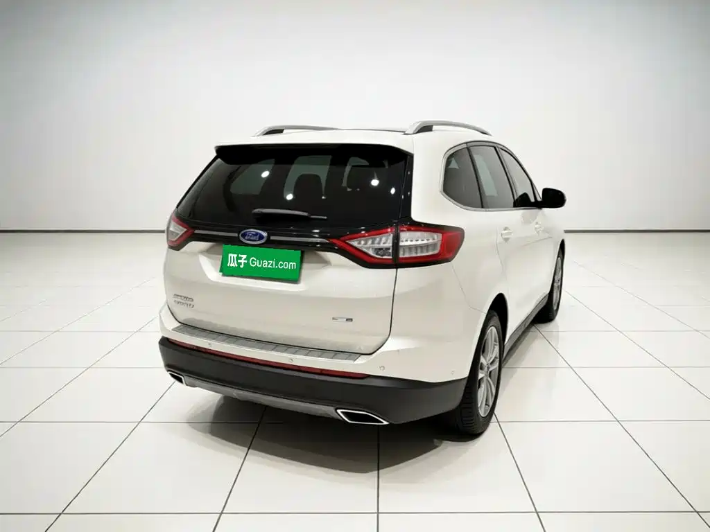 Ford Edge — миниатюра 5
