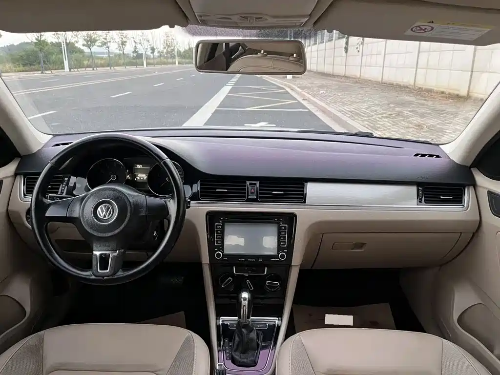 Volkswagen Bora — миниатюра 6