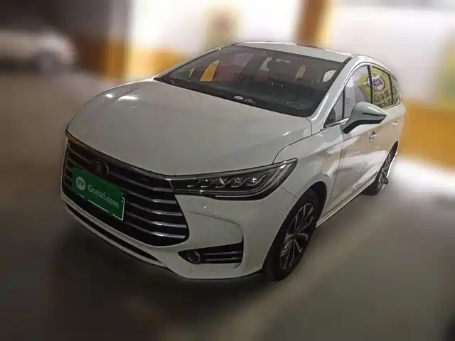 BYD SONG MAX