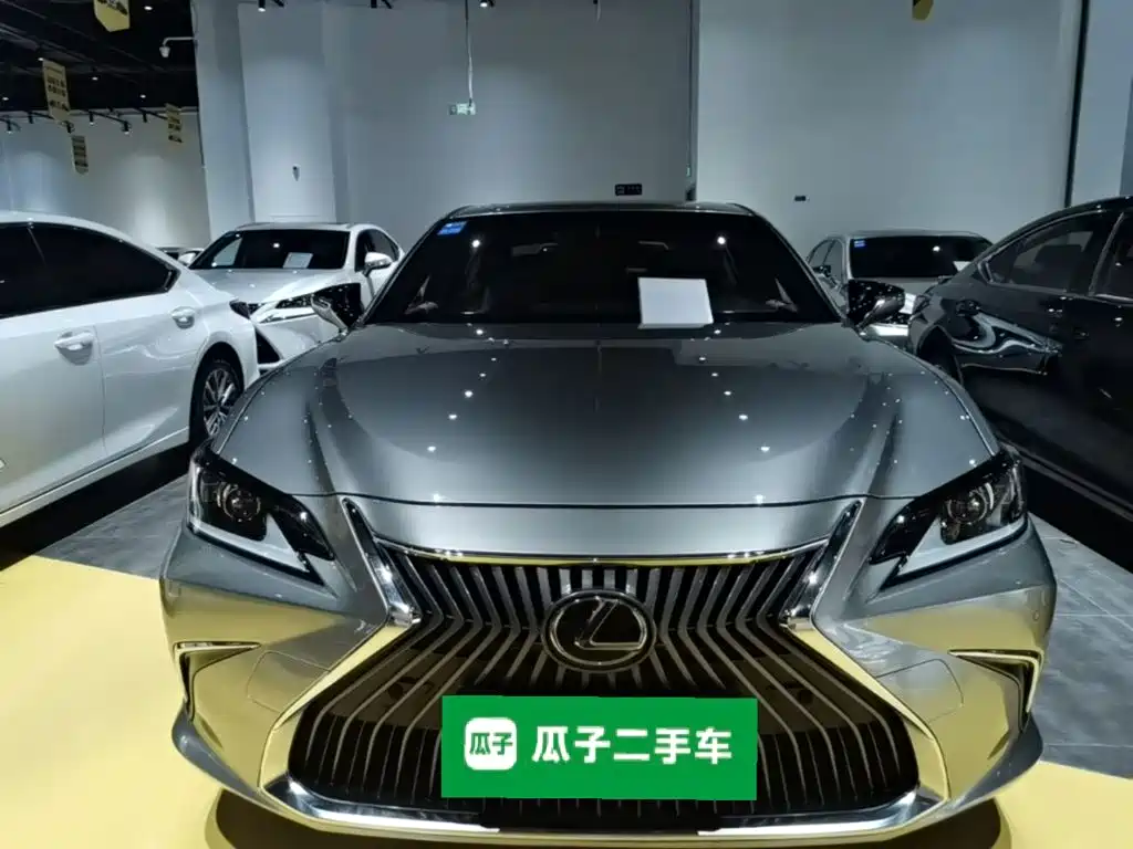 Lexus ES — миниатюра 3