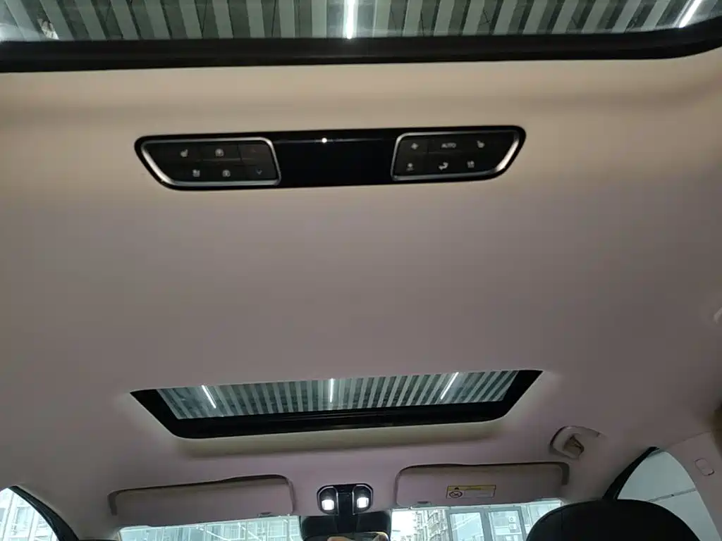 GAC Motor Trumpchi E8 PHEV — миниатюра 18