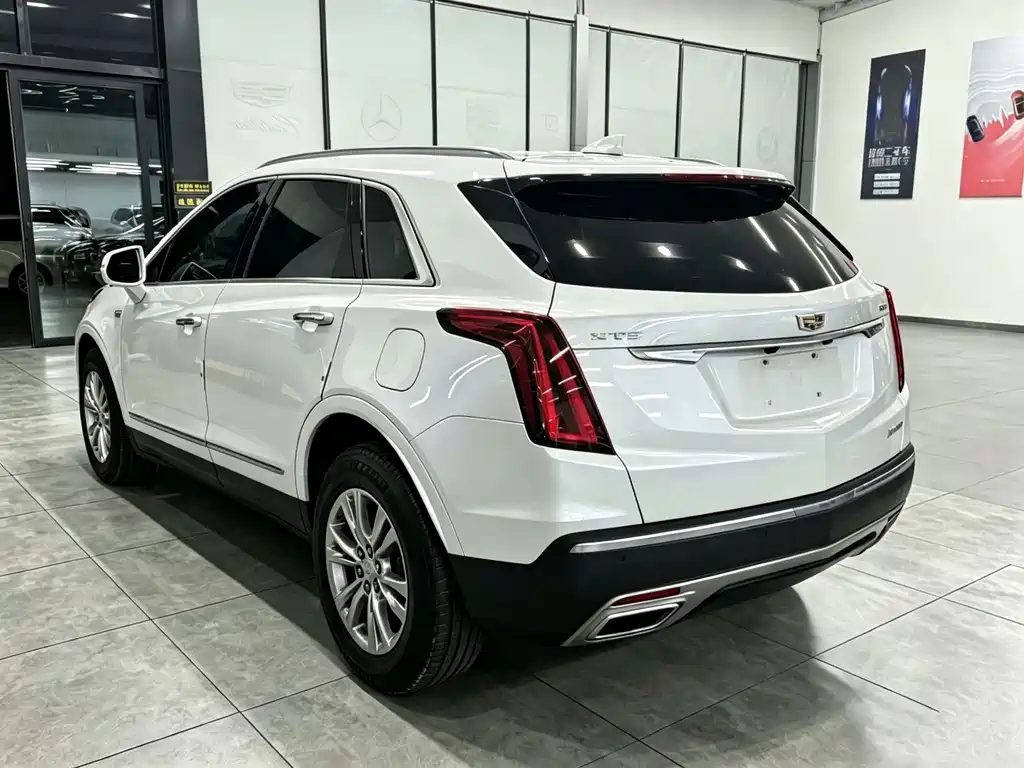 Cadillac XT5 — миниатюра 5