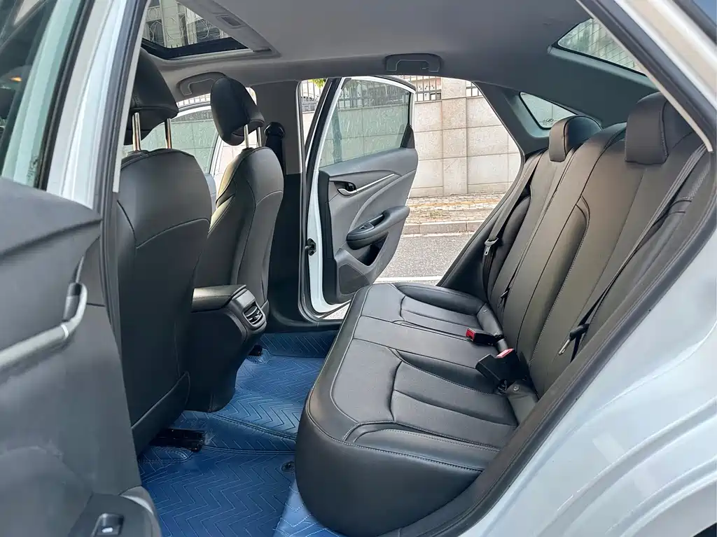 Buick Excelle — миниатюра 8