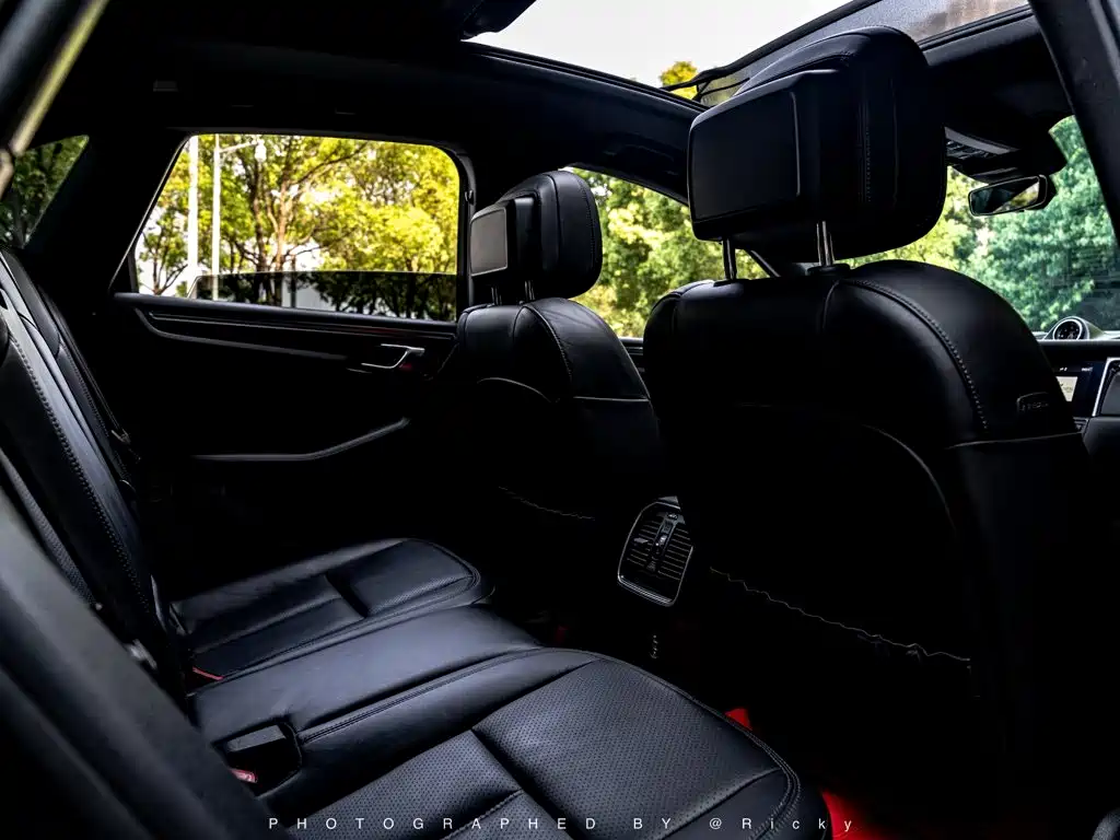 Porsche Macan — миниатюра 9
