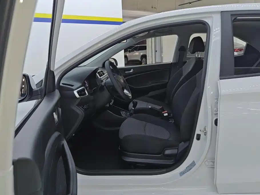 Hyundai Verna — миниатюра 9