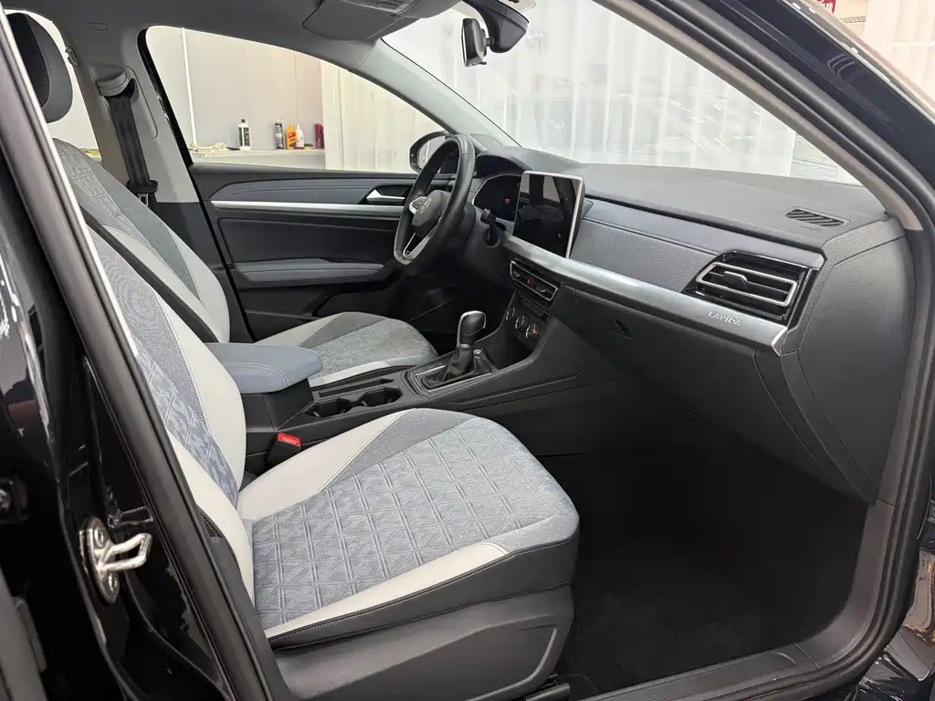 Volkswagen Lavida — миниатюра 23