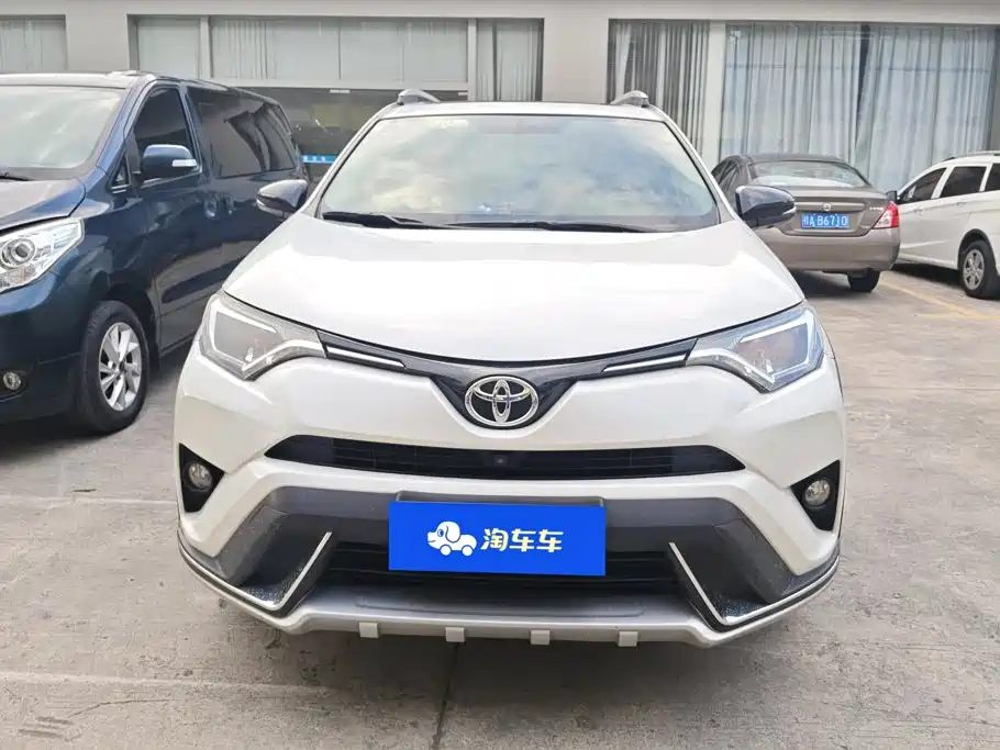 Toyota RAV4 — миниатюра 2