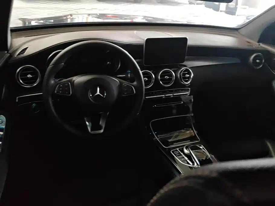 Mercedes-Benz GLC — миниатюра 12