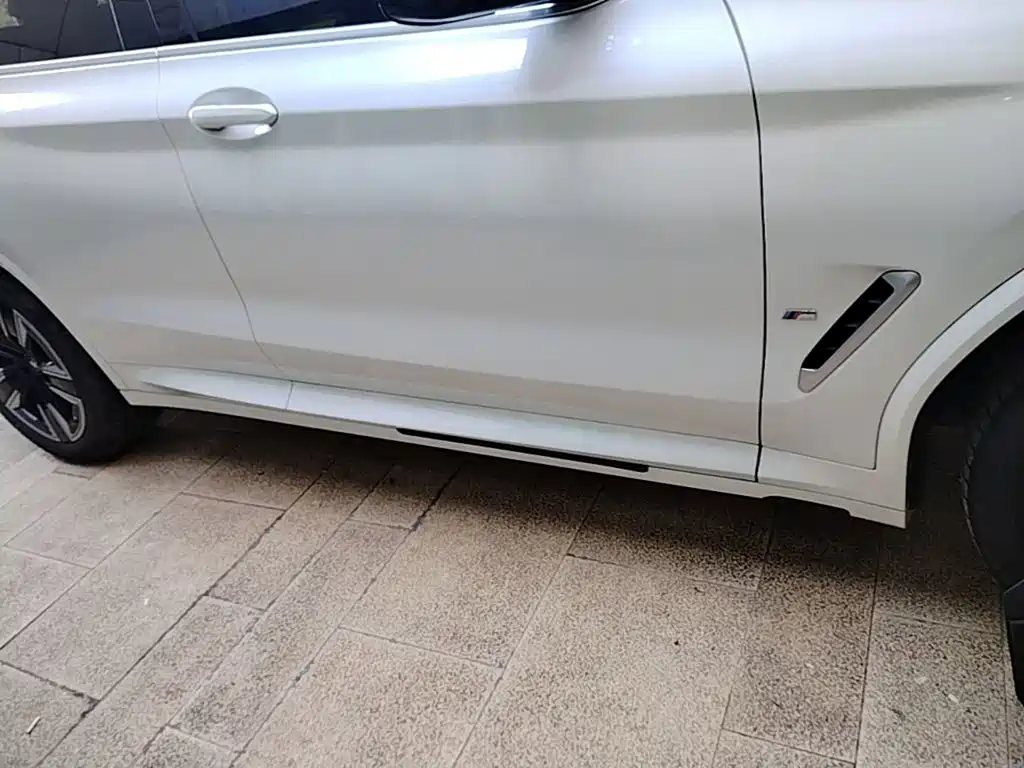 BMW iX3 — миниатюра 21