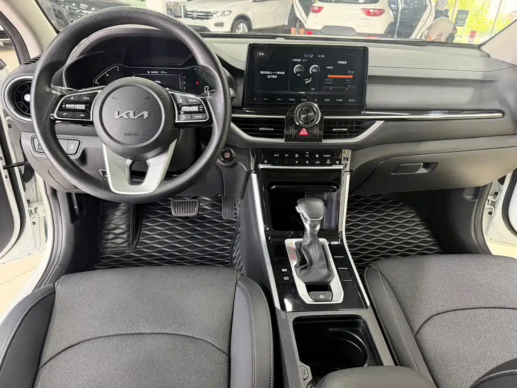 Kia K3 — миниатюра 17