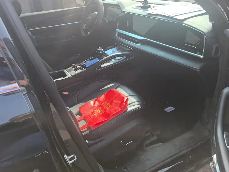 Geely Xingyue L — миниатюра 8