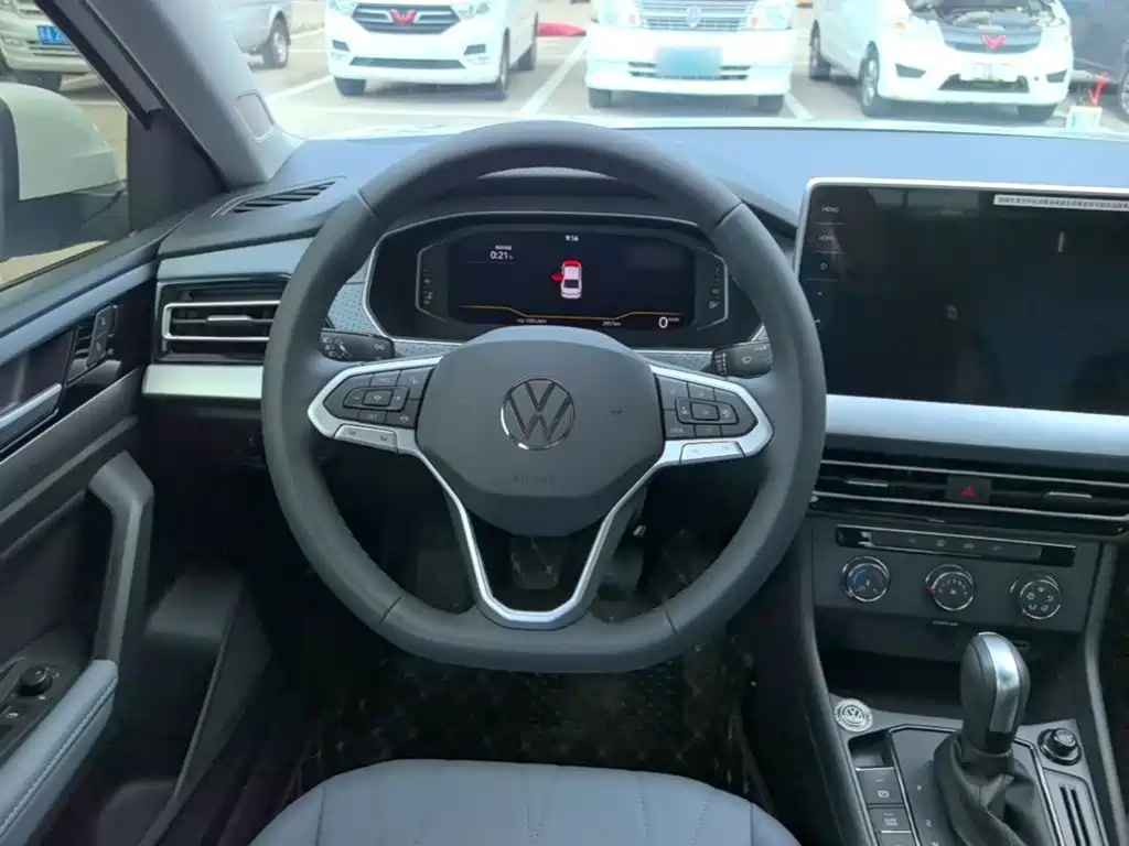 Volkswagen Lavida — миниатюра 11