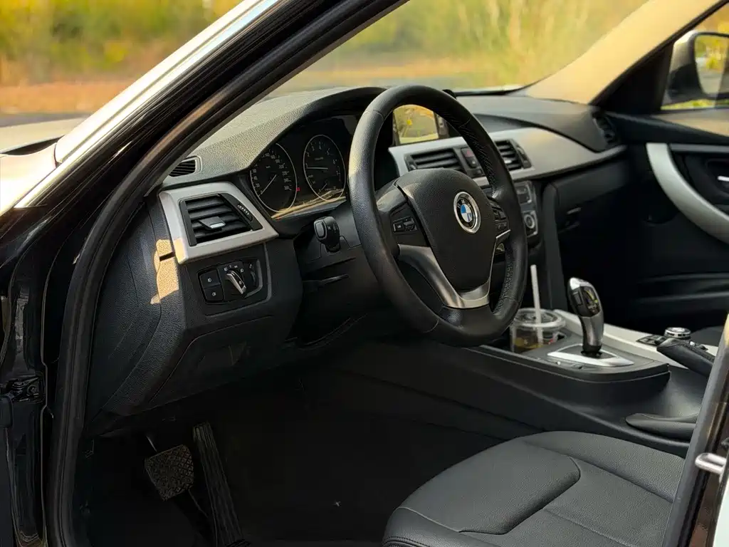 BMW 3 Series — миниатюра 22