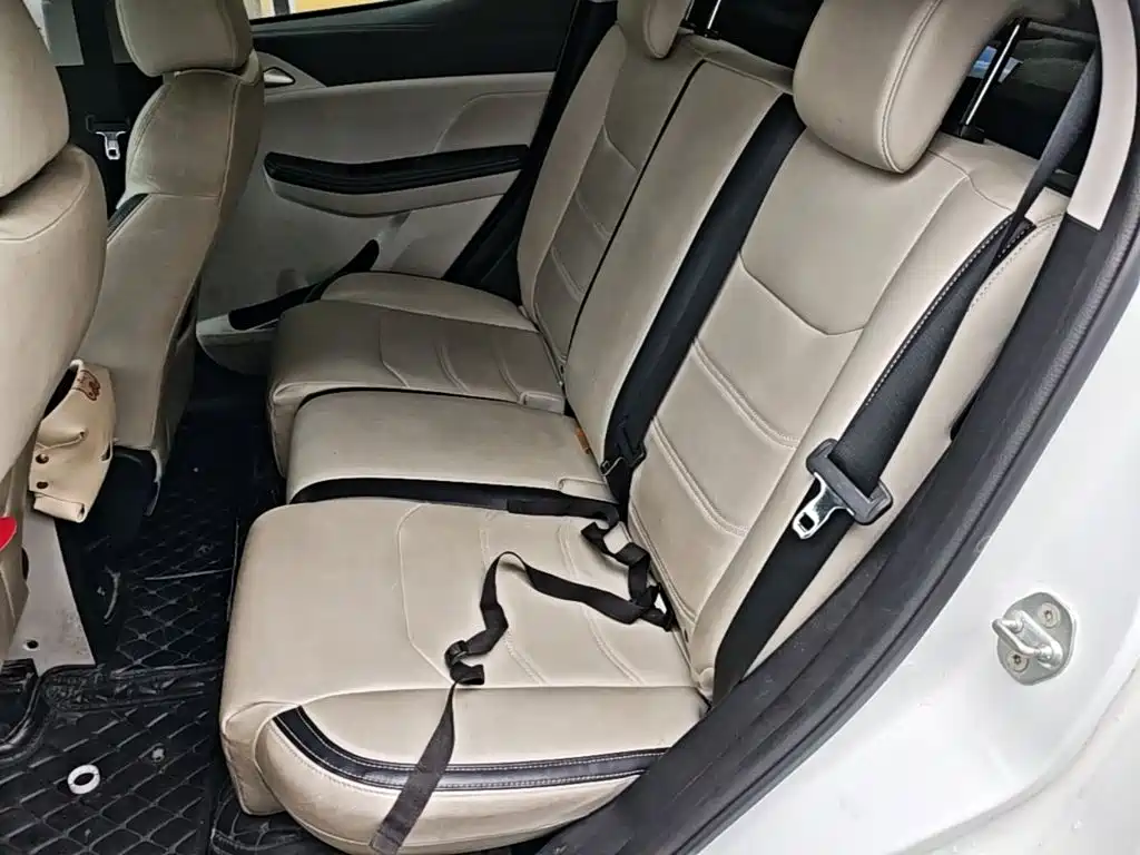 BYD Yuan Pro — миниатюра 17
