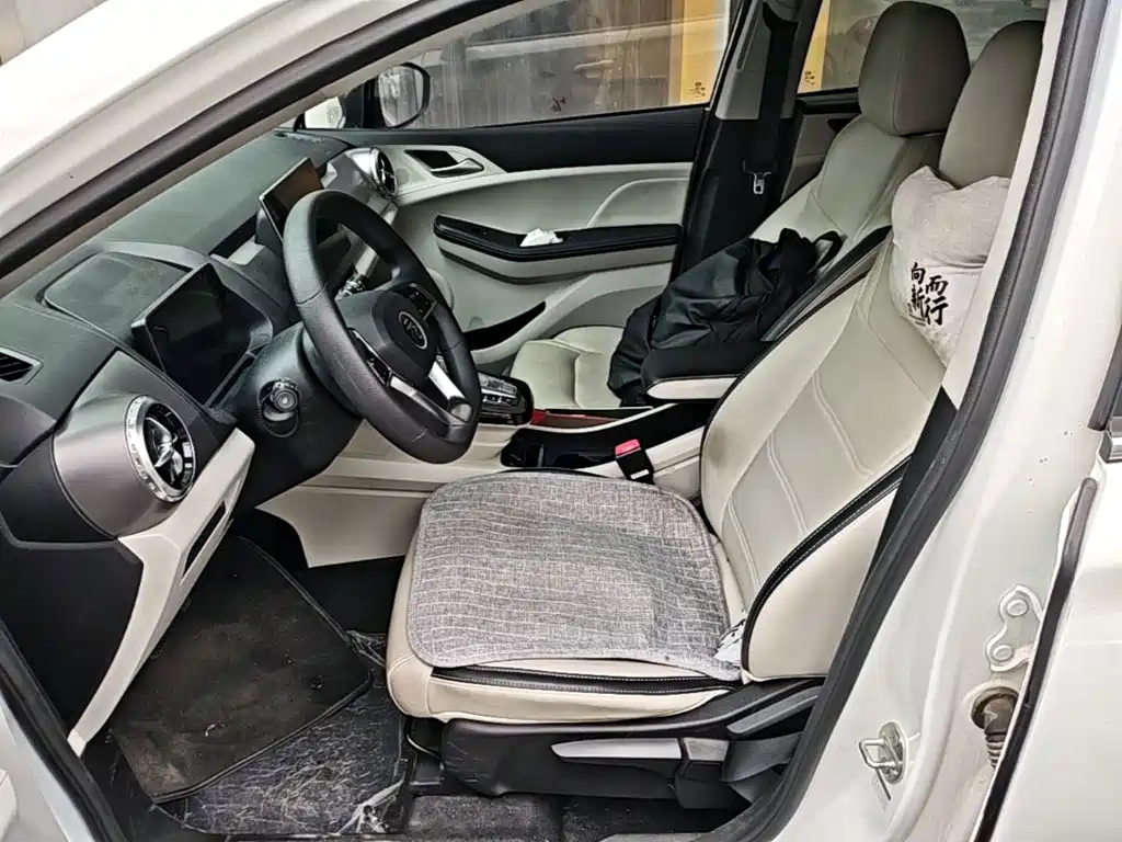 BYD Yuan Pro — миниатюра 15