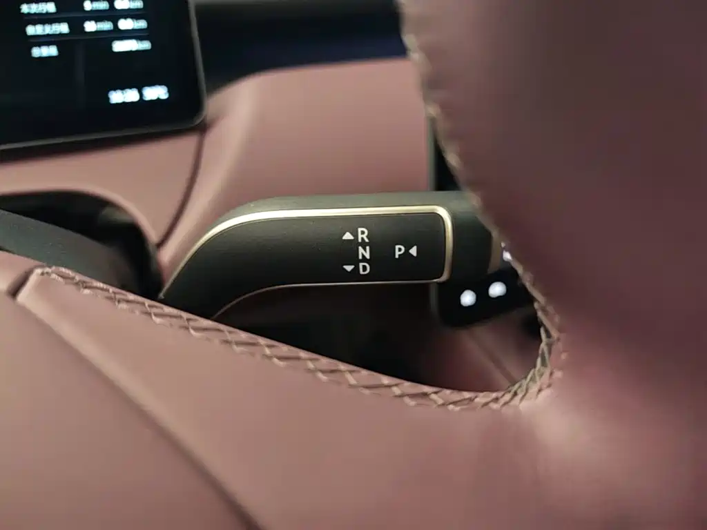NIO ET5T — миниатюра 14