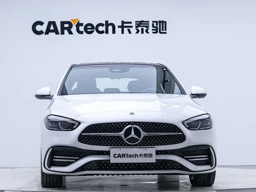Mercedes-Benz C-Class — миниатюра 6
