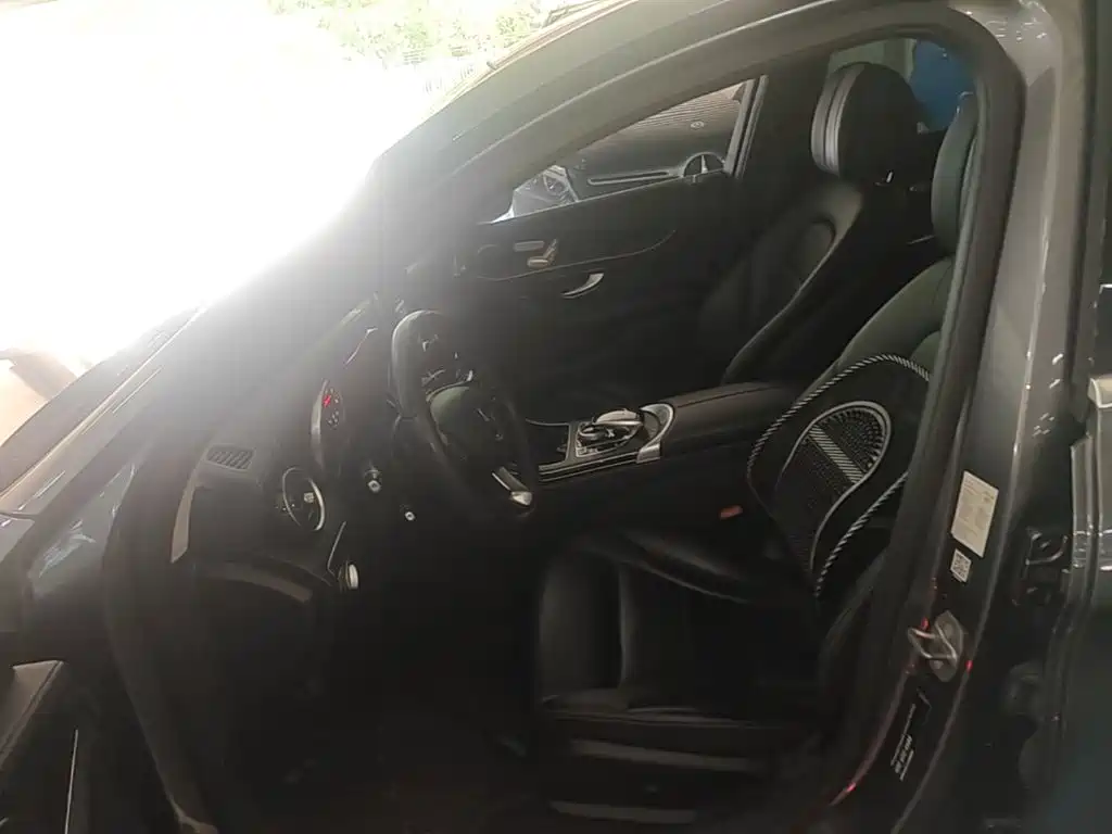Mercedes-Benz C-Class — миниатюра 15
