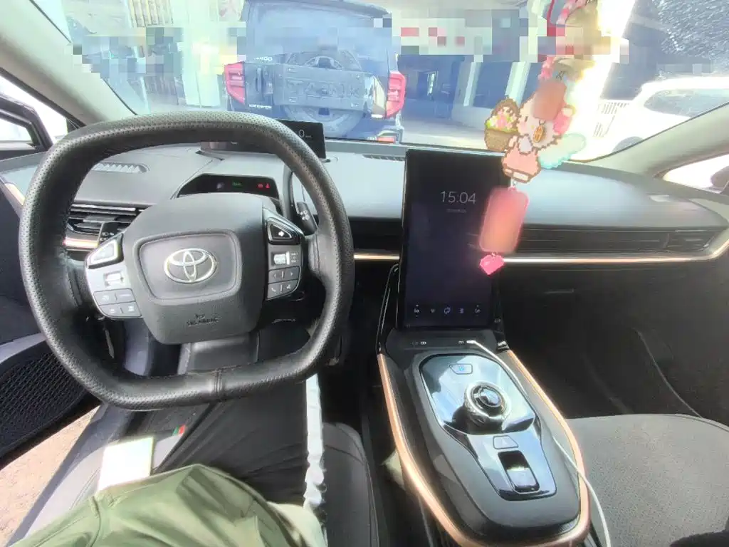 Toyota bZ3 — миниатюра 13