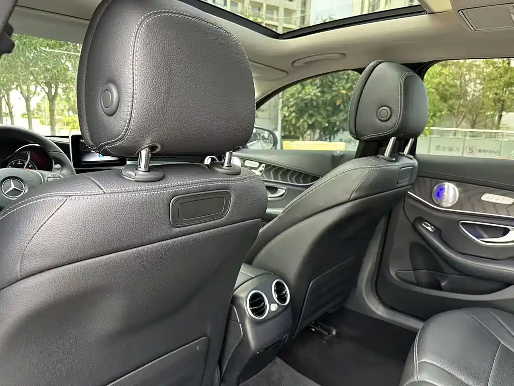 Mercedes-Benz C-Class — миниатюра 19