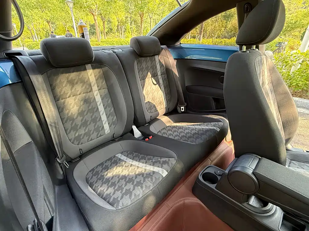 Volkswagen Beetle — миниатюра 10