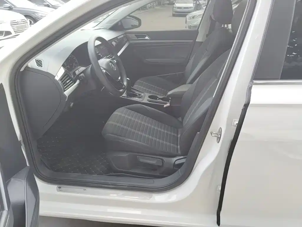 Volkswagen Lavida — миниатюра 15