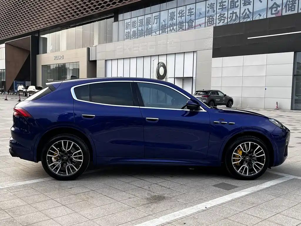 Maserati Grecale — миниатюра 9