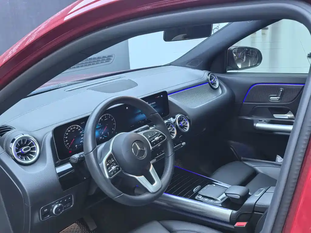 Mercedes-Benz GLA — миниатюра 18
