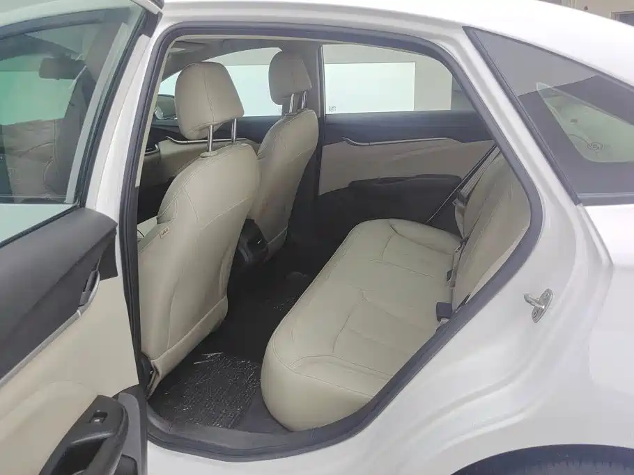 Buick Excelle — миниатюра 11
