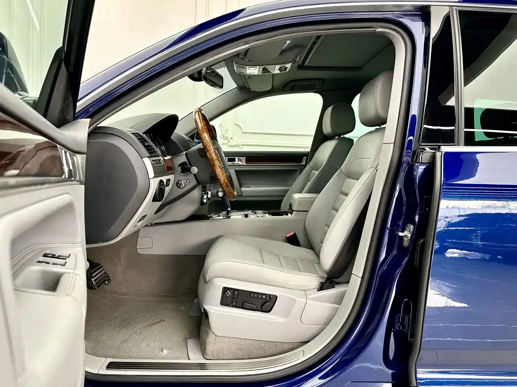 Volkswagen Touareg — миниатюра 6