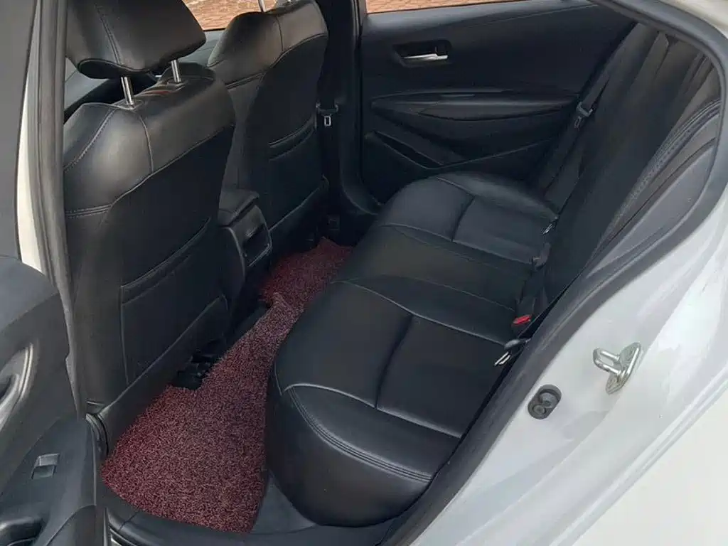 Toyota Corolla — миниатюра 6