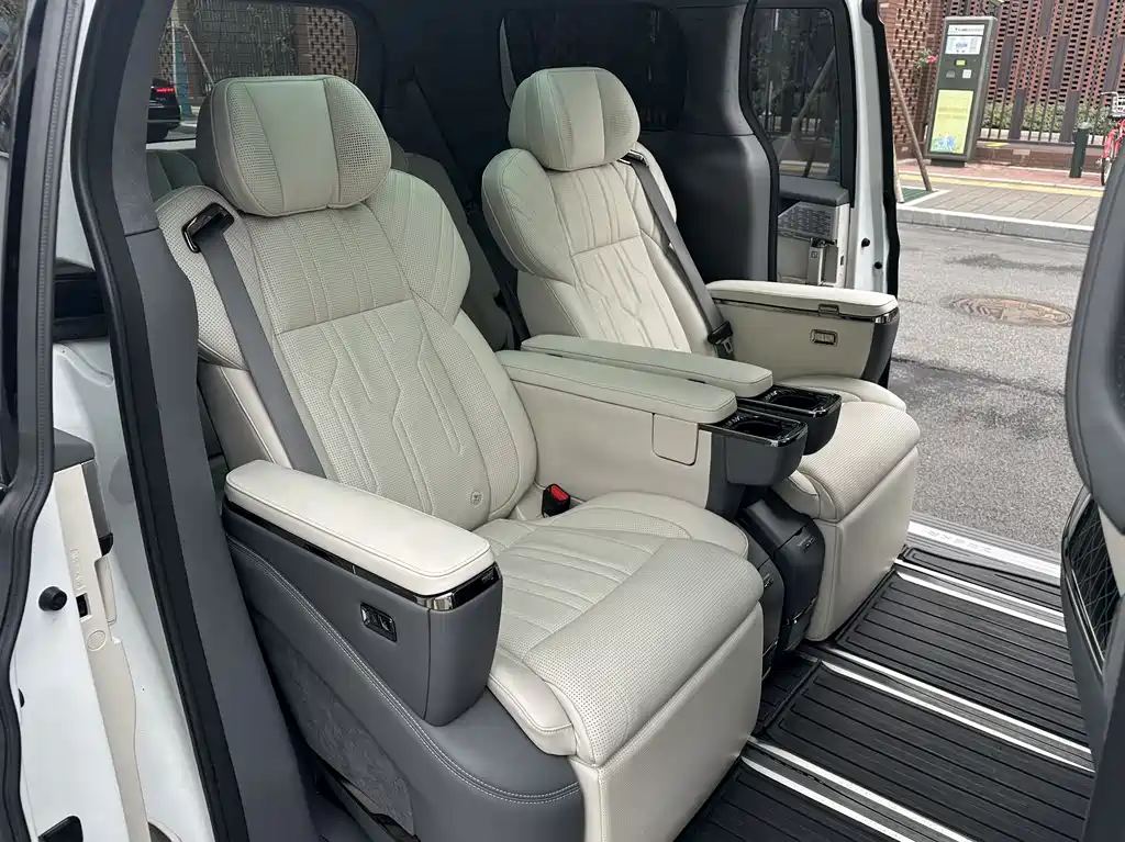 ZEEKR EXTREME KRYPTON 009