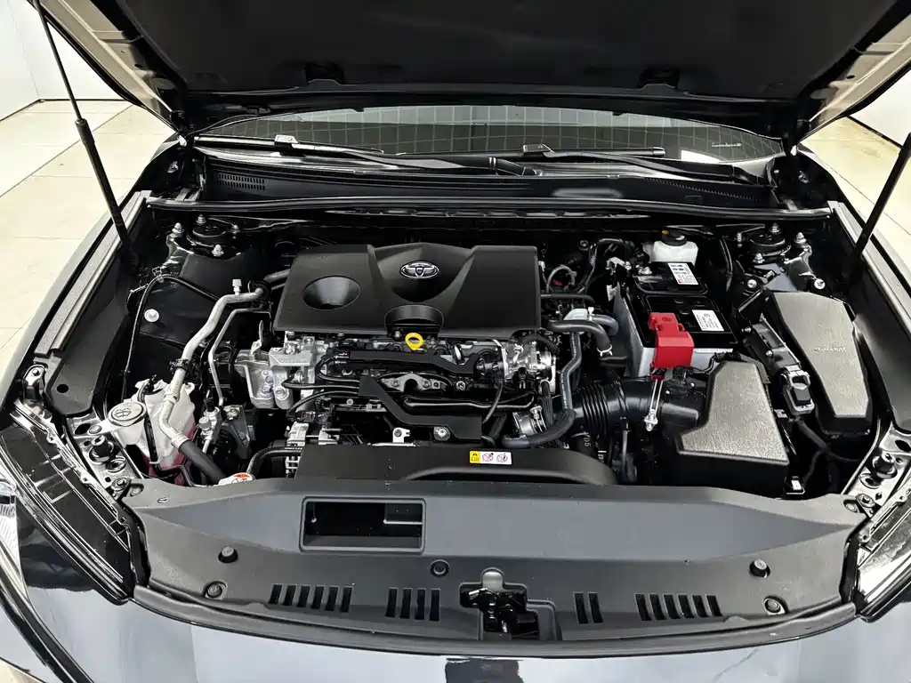 Toyota Camry — миниатюра 31