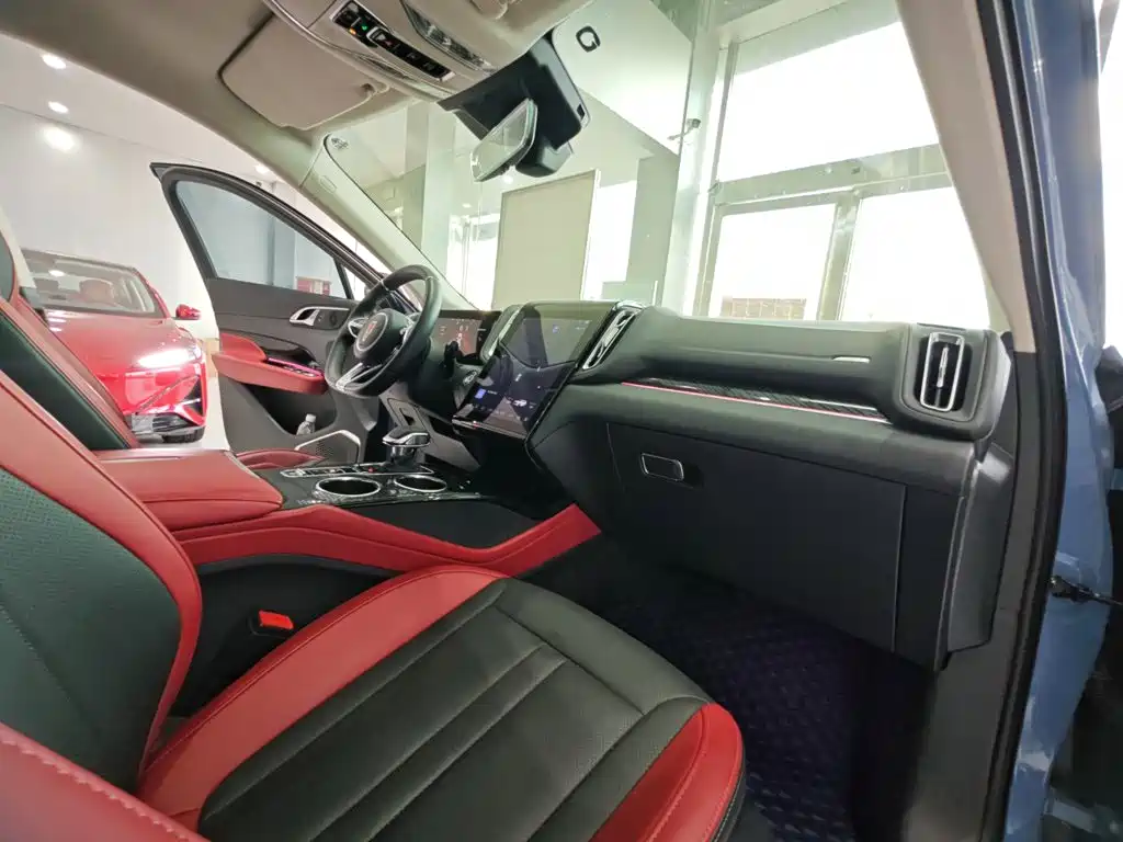 Hongqi Hongqi HS3 — миниатюра 5