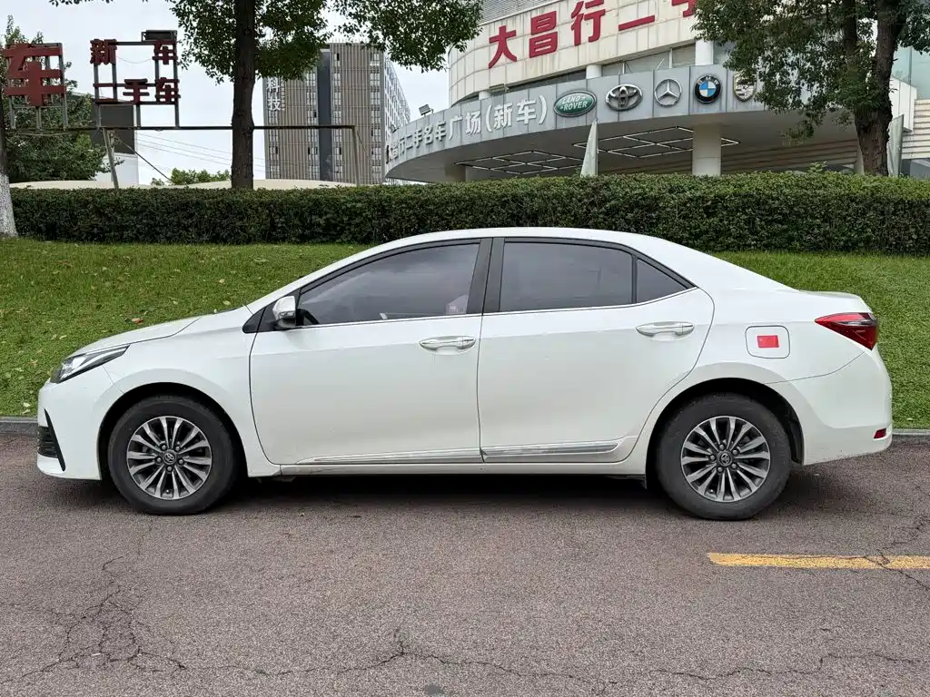 Toyota Corolla — миниатюра 3