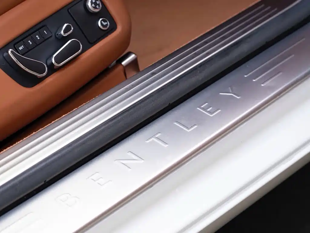 Bentley Continental — миниатюра 21
