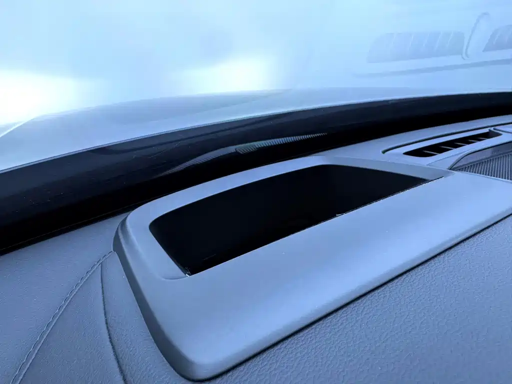 Volvo XC90 — миниатюра 24