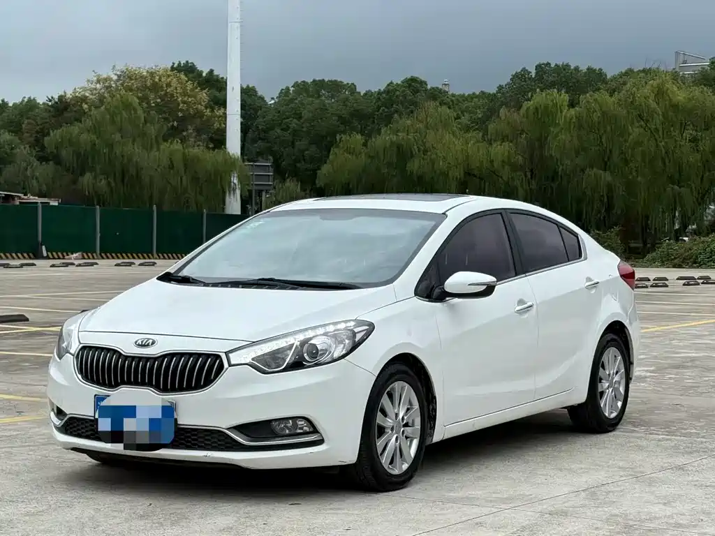Kia K3 2013