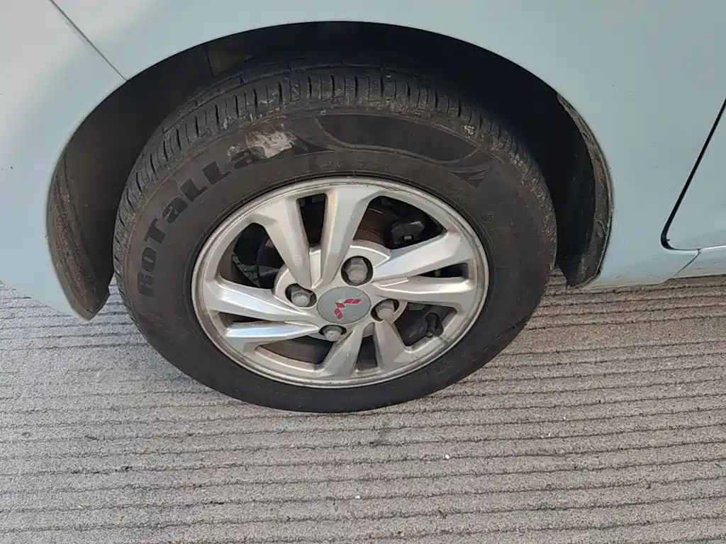 Wuling MINIEV — миниатюра 23